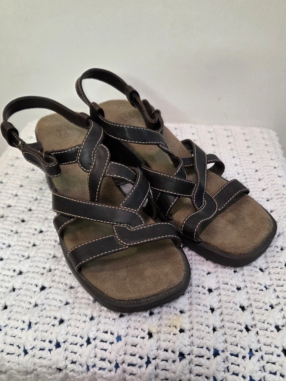 Vintage y2k 725 Originals leather strappy square toe slingback sandals